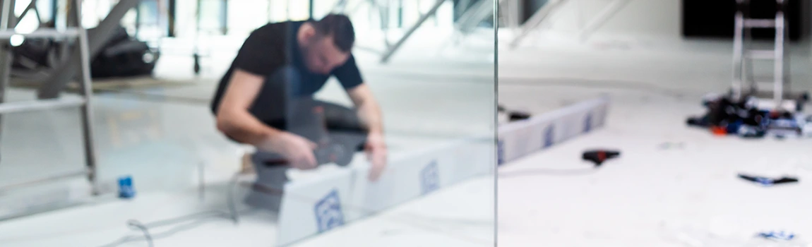 Emergency Commercial Glass Repair in East Lake, FL